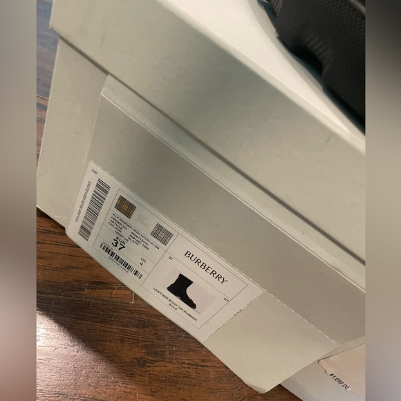 Burberry ranger leather lace up boots size 37 - Picture 13 of 13